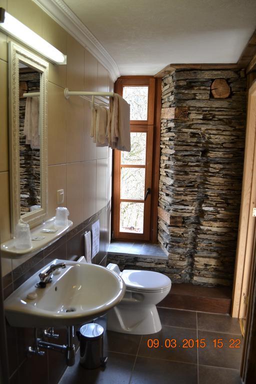 Auberge Au Naturel Des Ardennes Rochehaut Phòng bức ảnh