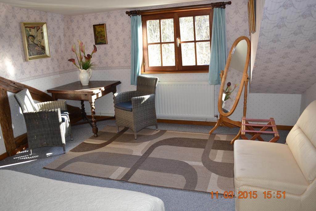 Auberge Au Naturel Des Ardennes Rochehaut Phòng bức ảnh